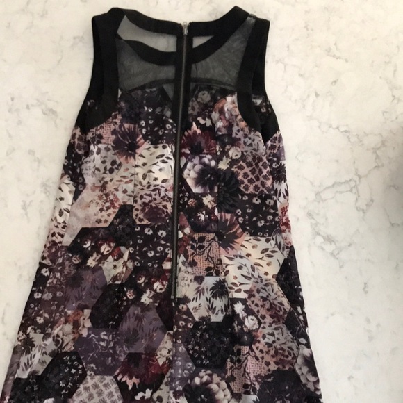 Purple mini dress🌸🌺🌷 - Picture 5 of 5